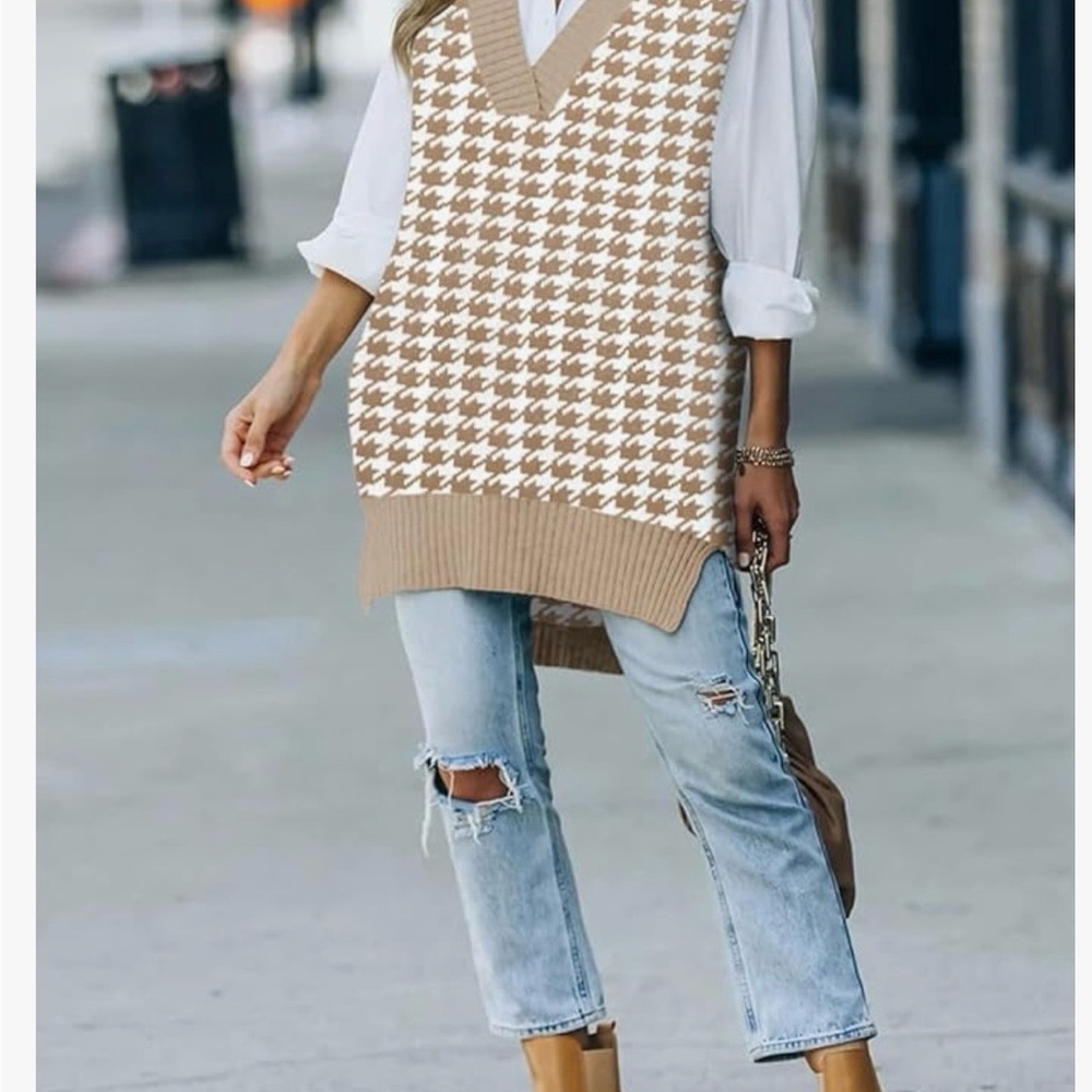 Women’s Tan and White Houndstooth Sweater Vest - Picture 6 of 6